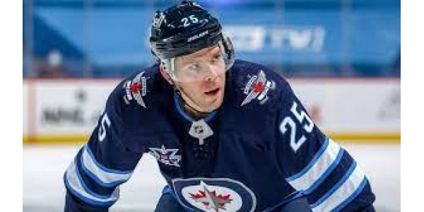Paul Stastny allekirjoitti vuoden sopimuksen Carolina Hurricanesin kanssa